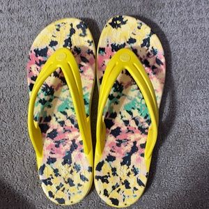 Flip flop crocs